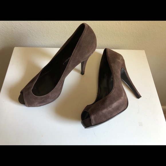 MICHAEL SHANNON Christy Peep Toe Pumps! - Picture 3 of 5